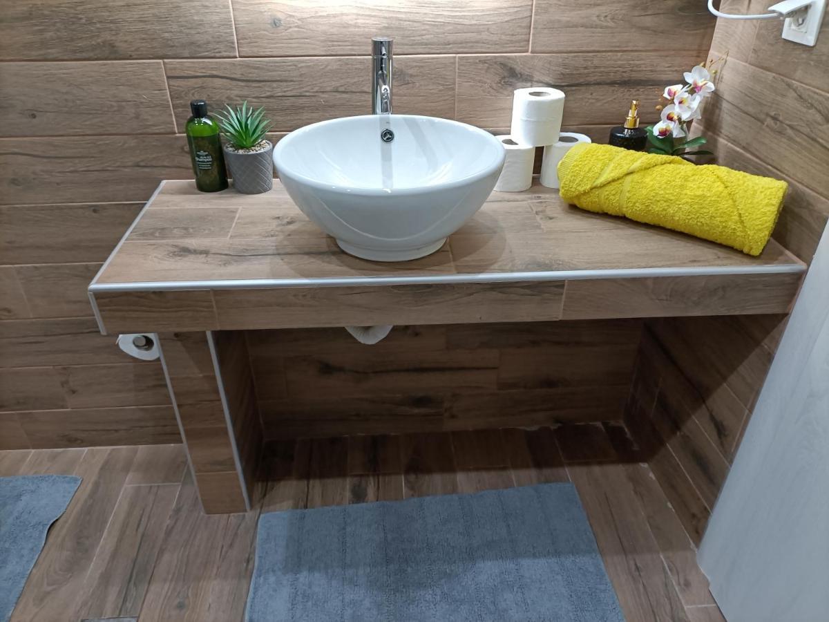 Peaceful Oasis Apartment Athens Luaran gambar