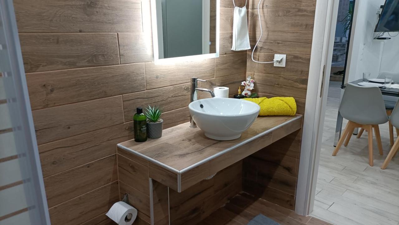 Peaceful Oasis Apartment Athens Luaran gambar